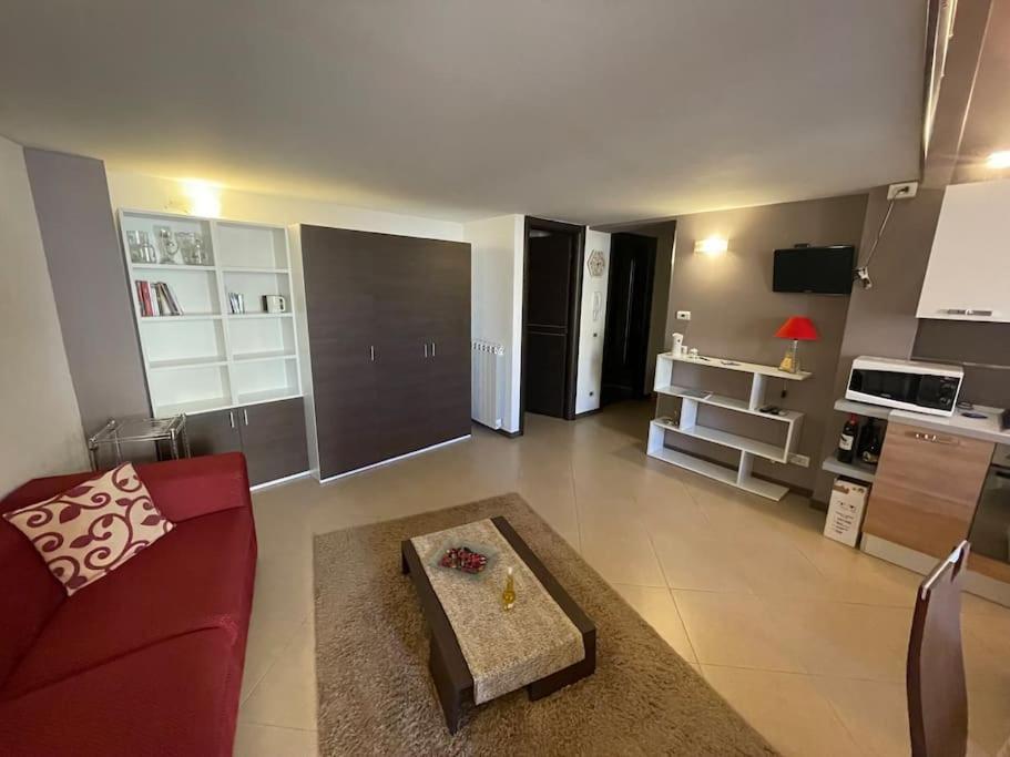 Marconi E Garibaldi 76 Apartment 卡斯泰拉马莱 外观 照片